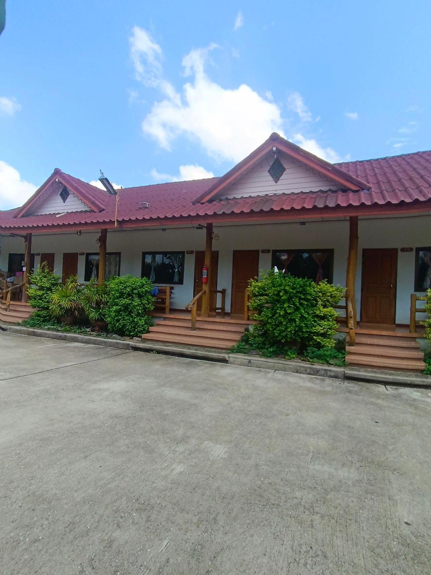 Mg Guesthouse Сукотаи Экстерьер фото