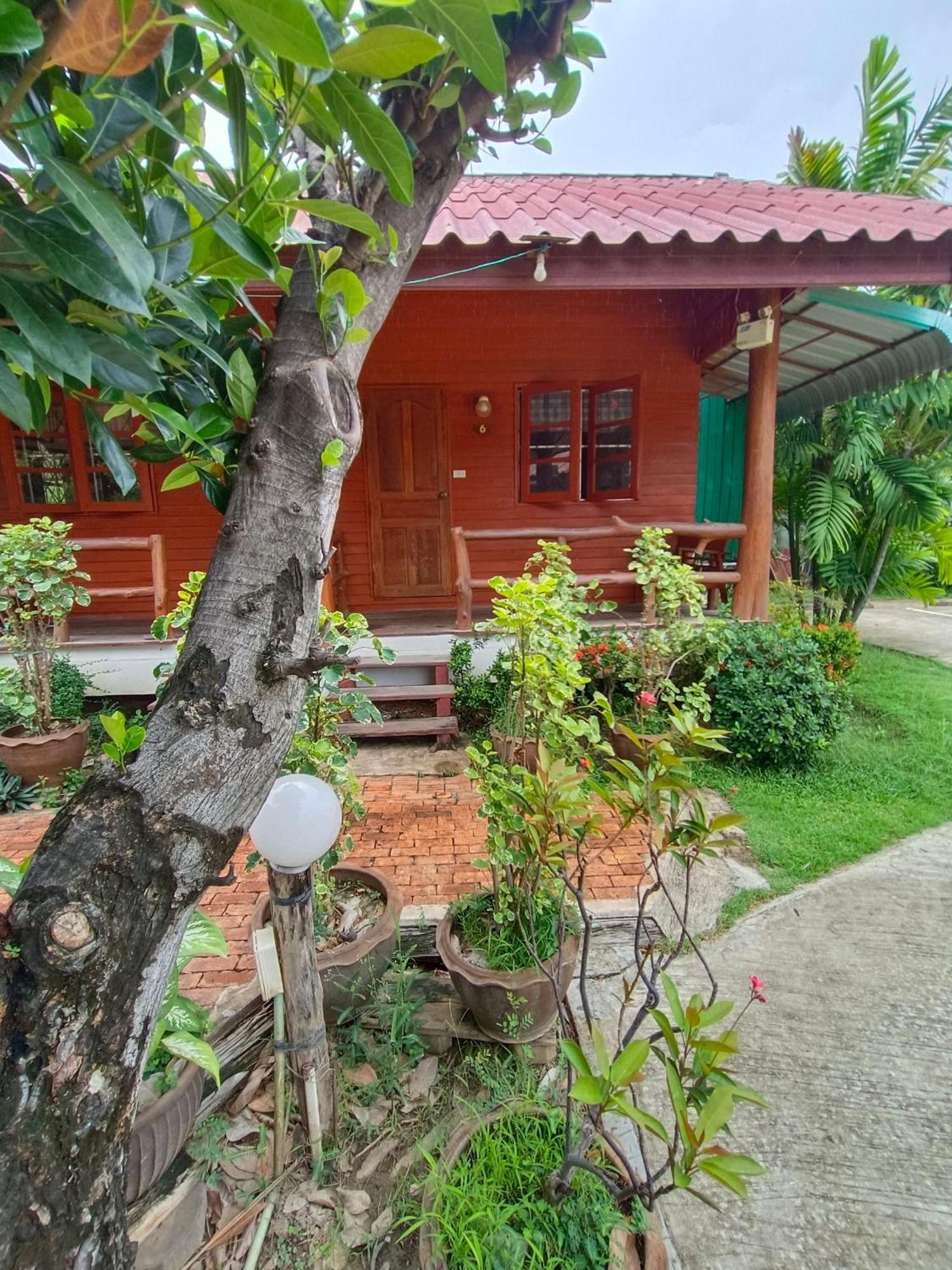 Mg Guesthouse Сукотаи Экстерьер фото