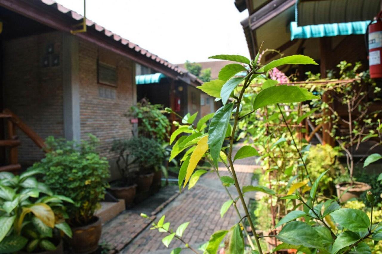 Mg Guesthouse Сукотаи Экстерьер фото